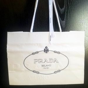 Prada shopping bag / gift bag